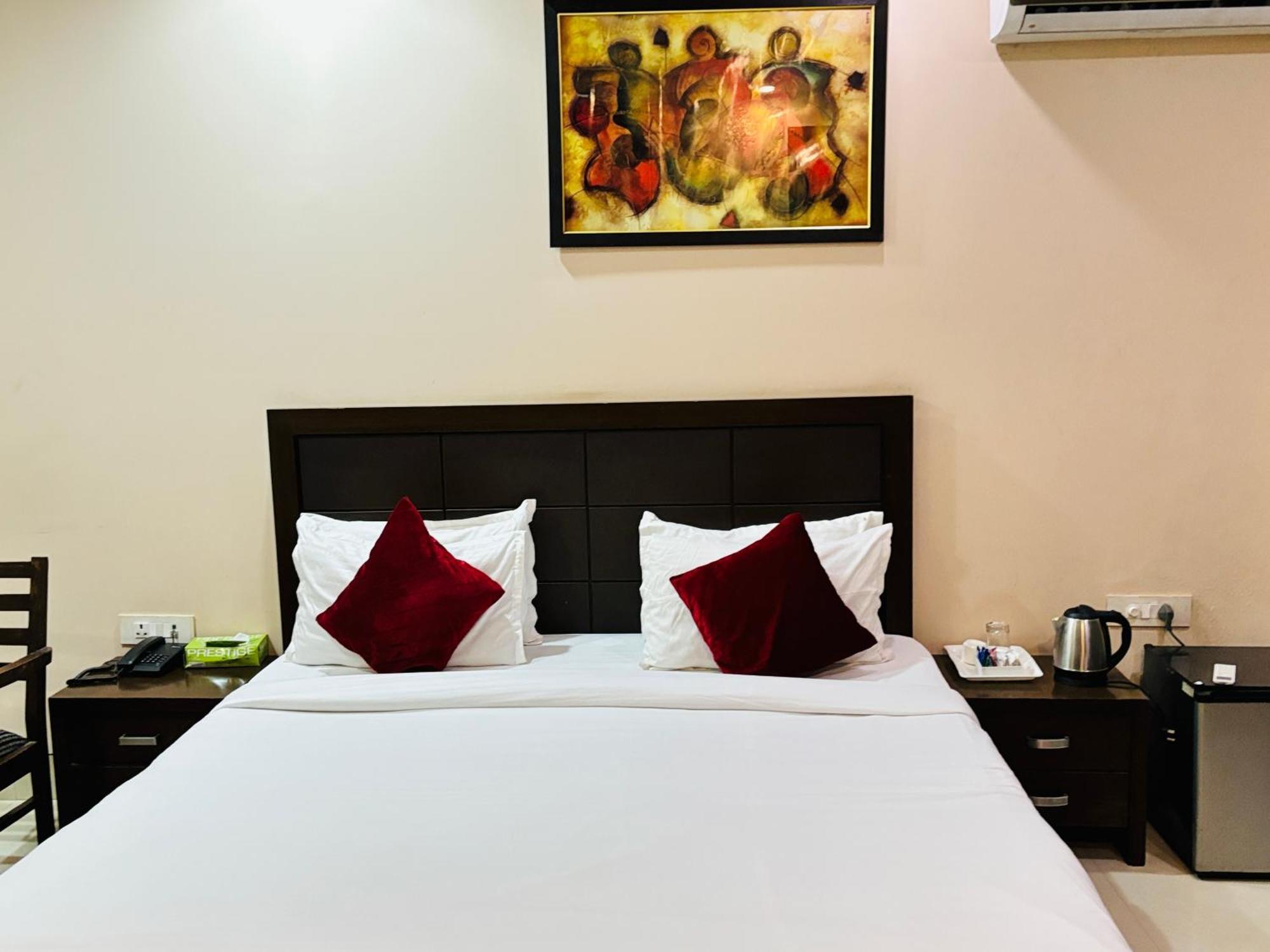 Hotel Hc Grand Nowe Delhi Zewnętrze zdjęcie