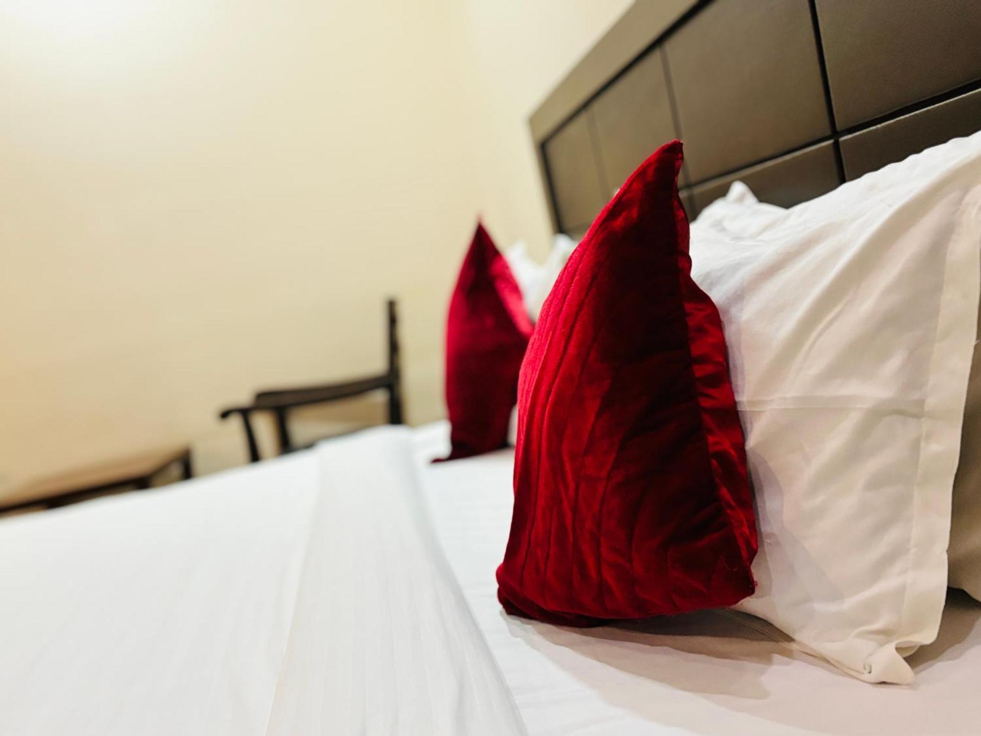 Hotel Hc Grand Nowe Delhi Zewnętrze zdjęcie