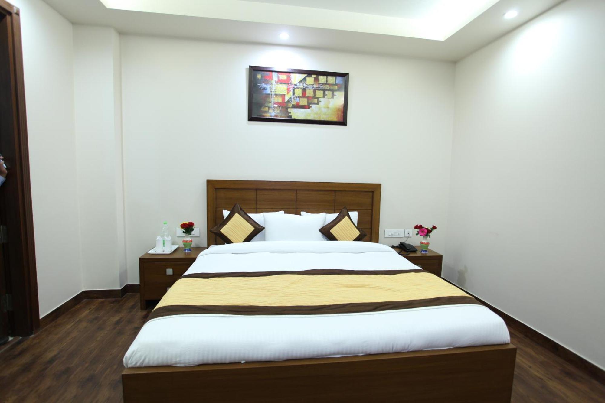 Hotel Hc Grand Nowe Delhi Zewnętrze zdjęcie