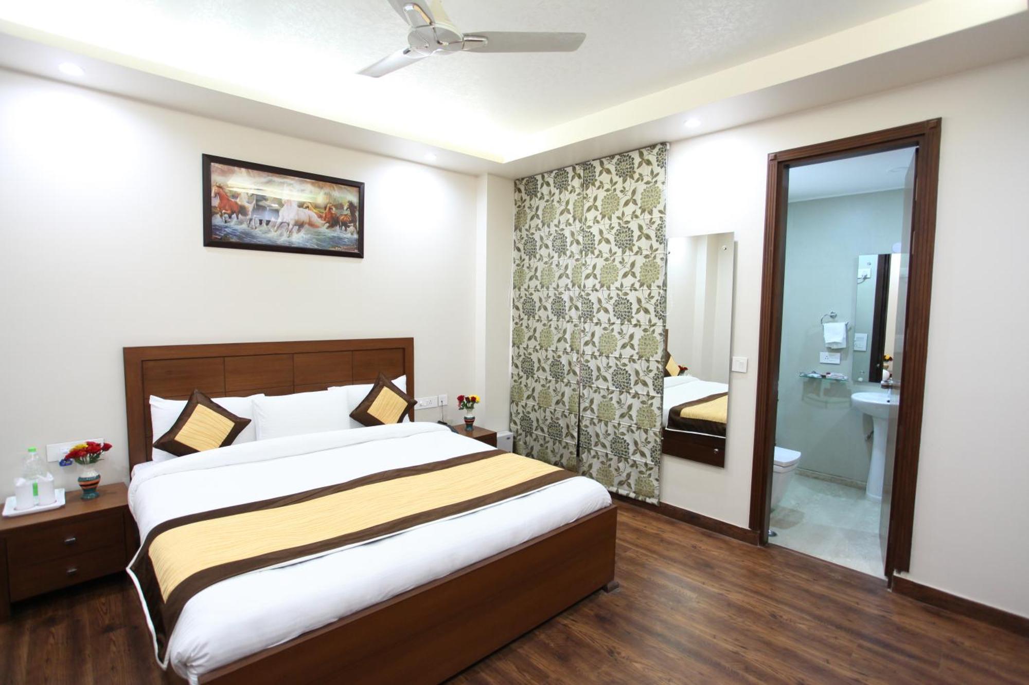 Hotel Hc Grand Nowe Delhi Zewnętrze zdjęcie